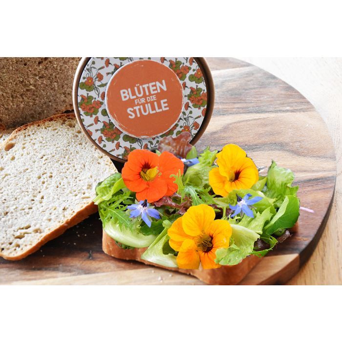 Blüten für die Stulle Kapuzinerkresse für die Fensterbank