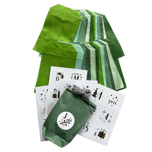 Bastelset mit verschiedenen Grüntönen und selbstklebenden Zahlen