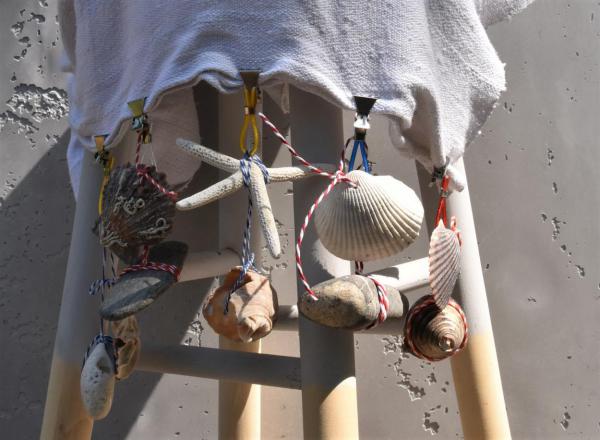 Schnelles sommerliches DIY – Maritime Deckenhalter und das große Summen…