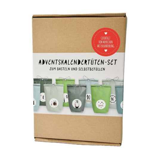 Bastelset in grün mit verschiedenen Tüten und passender Kordel adventskalender selber machen