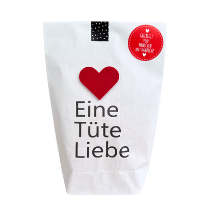 Eine Tüte Liebe mit Flockherz