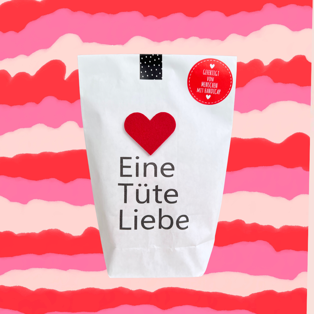 Eine Tüte Liebe mit Flockherz